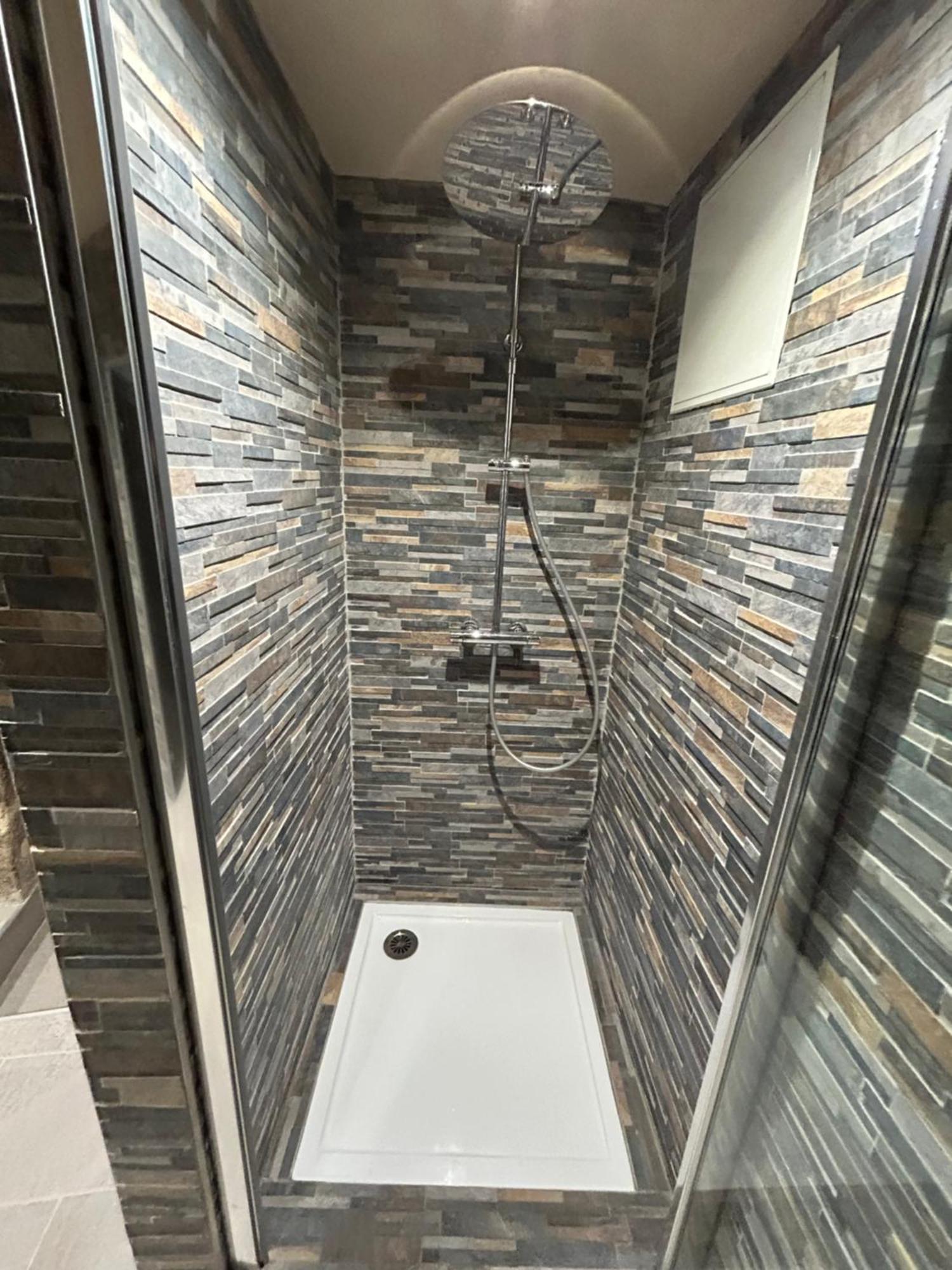 Le Domaine Du Bez Gite De Michel Piscine Sauna Hammam Spa Saint-Laurent-dʼOlt المظهر الخارجي الصورة